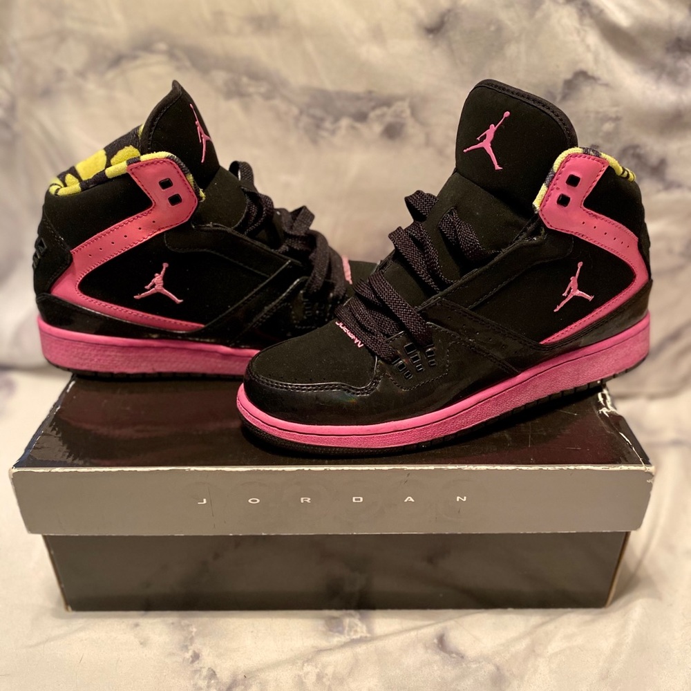 Jordan 1 Flight